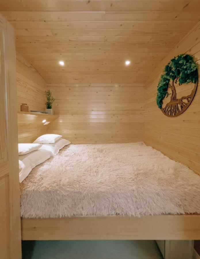 Campsite La Casuta Din Exclusive Ciocanesti